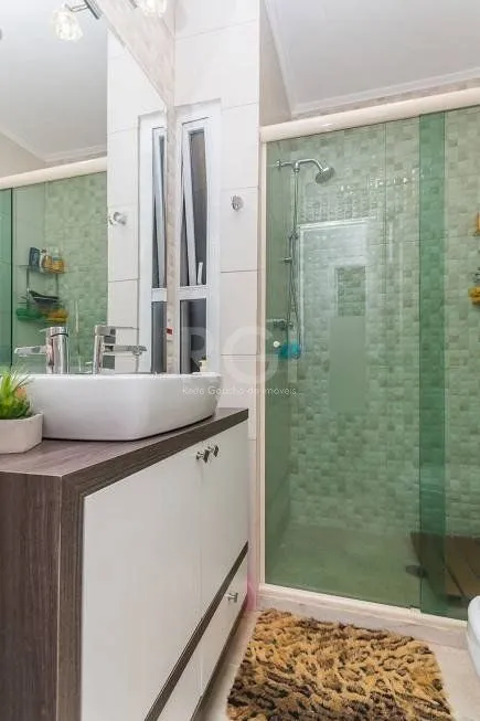 Imagem Cobertura para Venda - 180m², 3 dormitórios, sendo 1 suites, 1 vaga - Petrópolis