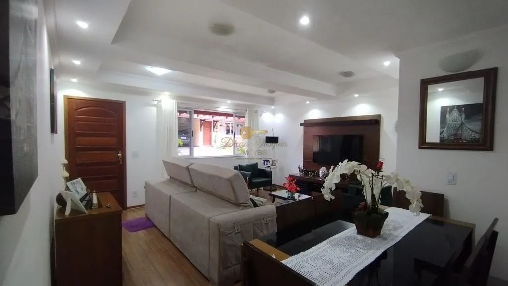 Foto do imóvel Casa em Condomínio para Venda em Teresópolis / RJ em Rua Alagoas