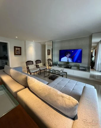 Imagem Excelente apartamento situado no coração de Florianópolis, oferecendo uma combinação única de ...