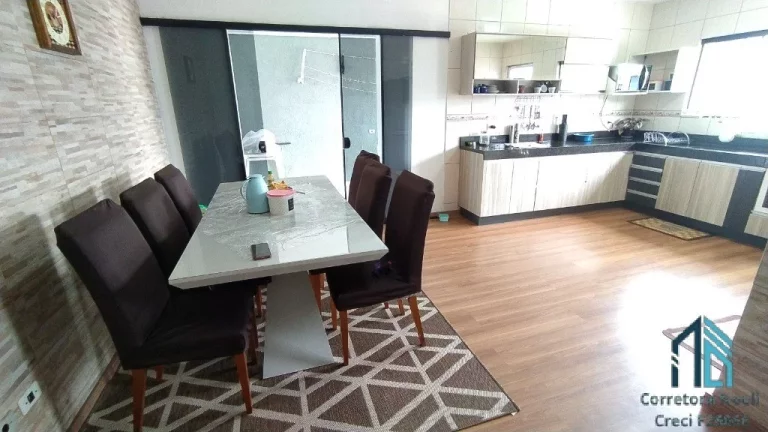 Imagem Casa linda com terreno amplo nos fundos, 03 quartos, ático, Campo Pequeno em Colombo PR