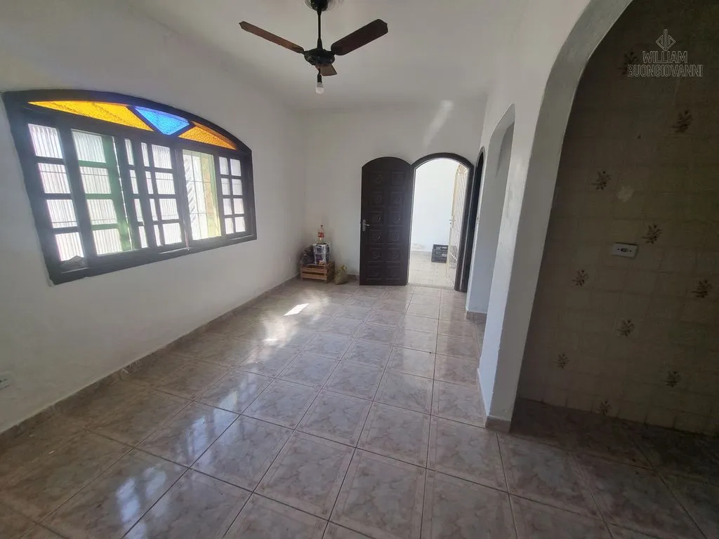 Imagem CASA A VENDA NO VILA CAIÇARA PRAIA GRANDE, ABAIXO DO VALOR DE MERCADO