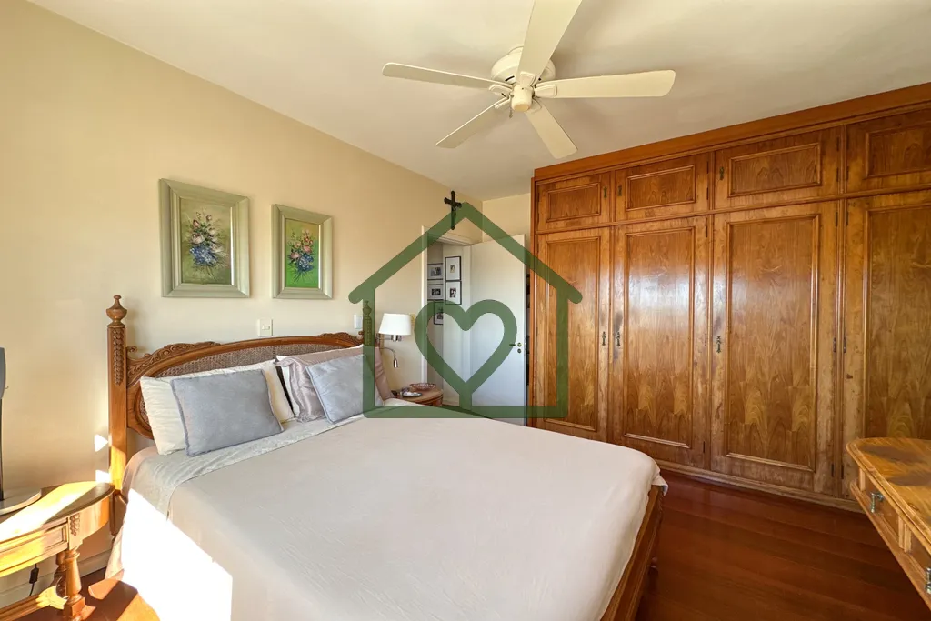 Imagem MORARE Vende ótimo apartamento de 3 dormitórios sendo 1 suíte, com vista, no Bairro Mont Serrat, ...