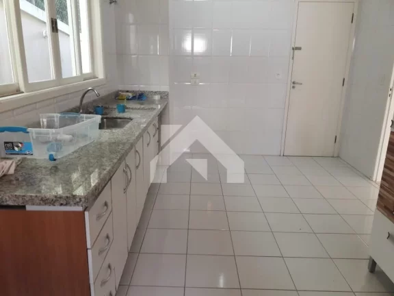 Imagem Casa de Condomínio em Residencial Morada dos Lagos - Barueri