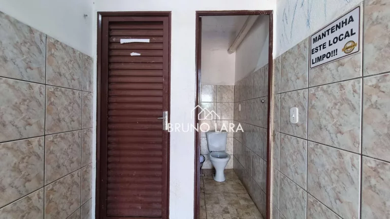 Imagem Área disponível para locação no Centro – Igarapé/MG.