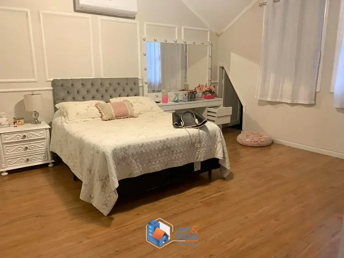 Imagem Casa para venda em Jardim Paulista com 5 quartos, sendo 2 suítes, 380m²