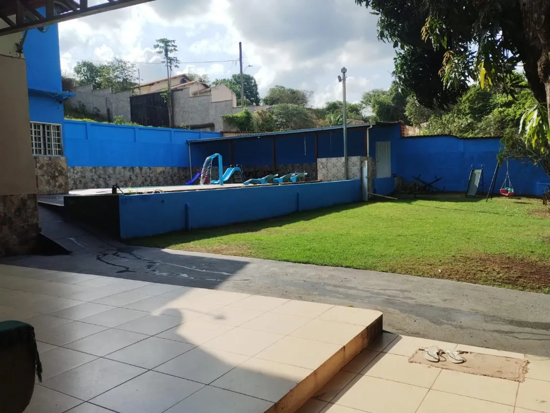 Imagem Vendo excelente chácara em São Joaquim de Bicas/MG , com 2.000 m²