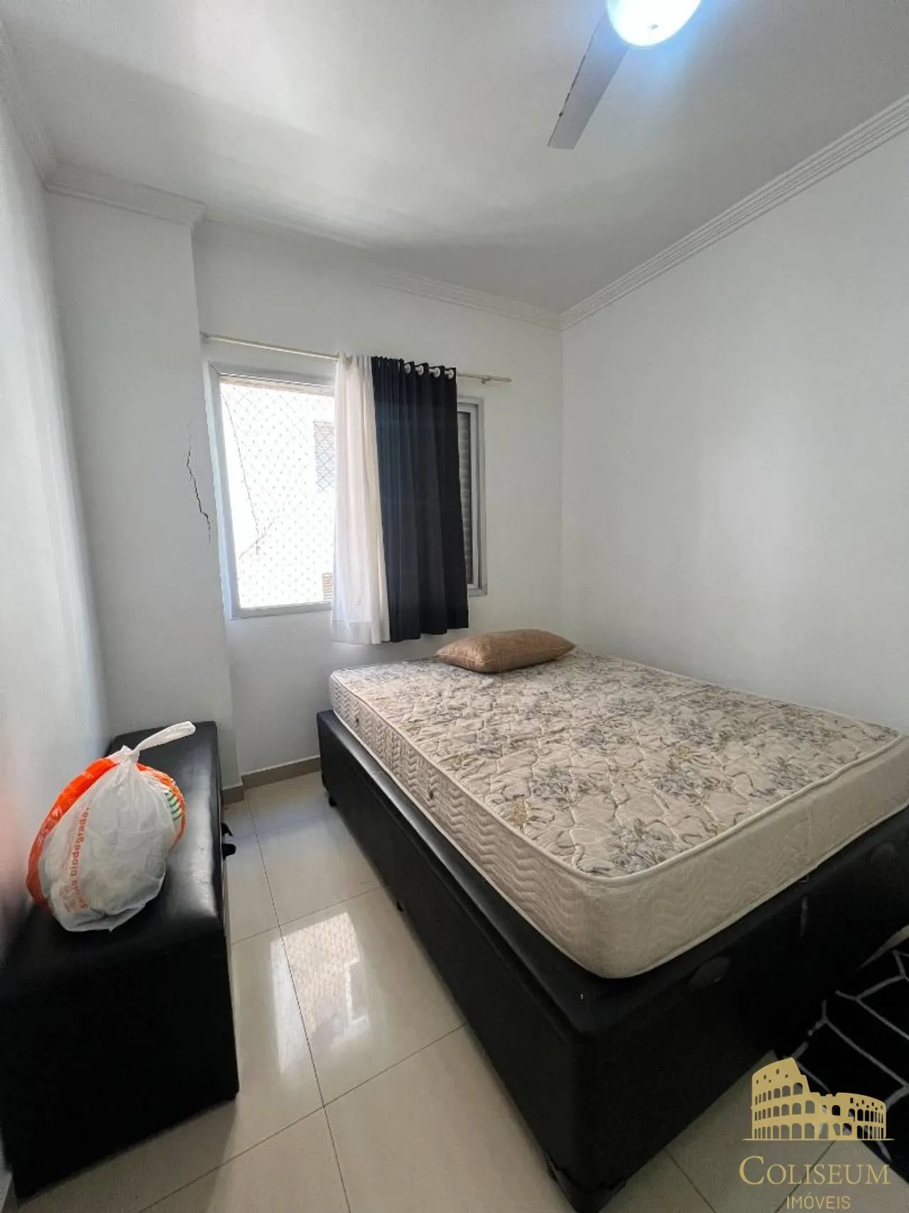 Imagem Apartamento com 2 dormitórios à venda, 76 m² por R$ 360.000 - Tupi - Praia Grande/SP