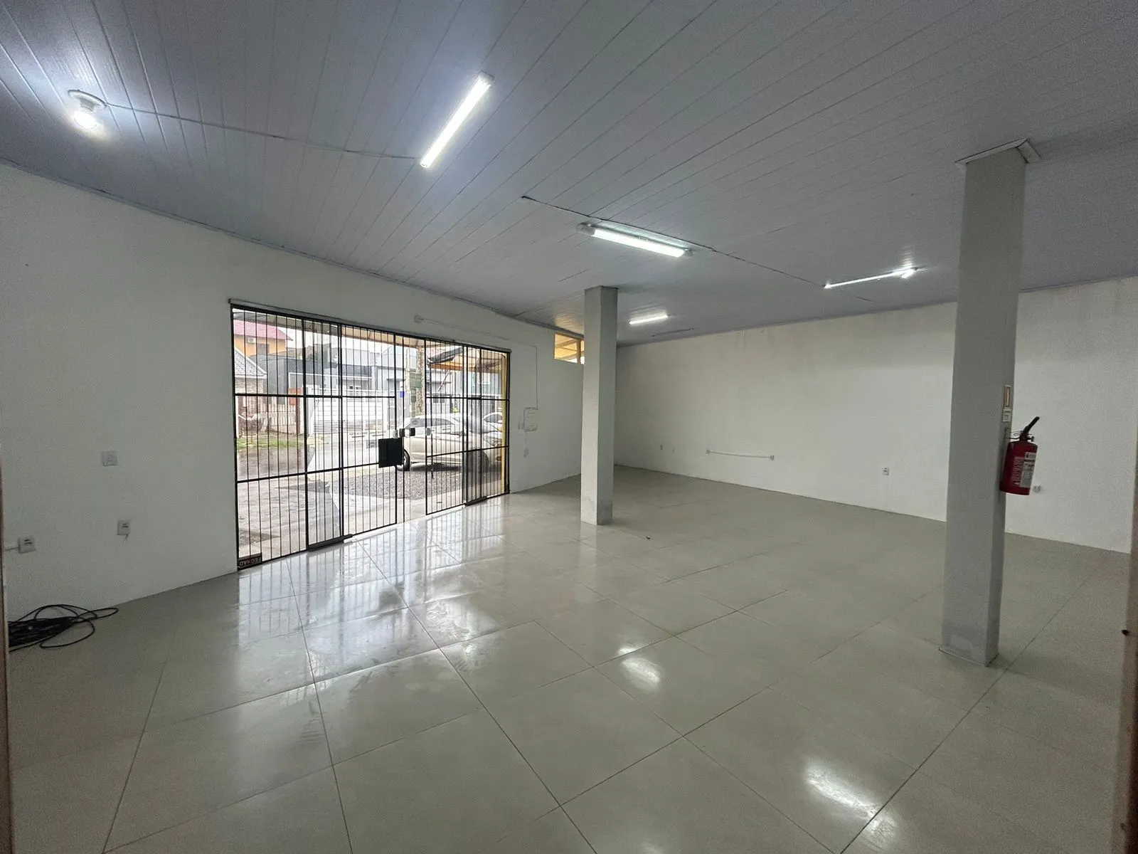 Imagem Loja com 232 m2 no bairro olaria em Canoas RS