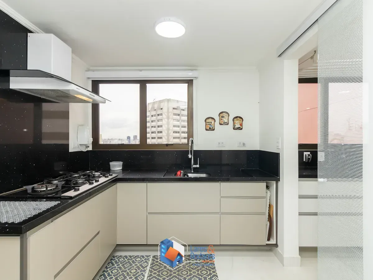 Imagem Apartamento para venda em Santo Amaro com 4 quartos, sendo 2 suítes, 159m²