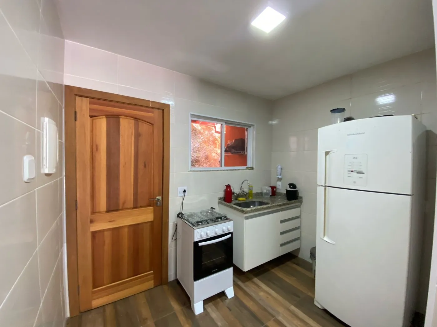 Imagem Casa em Condomínio para Venda em Teresópolis / RJ no bairro Granja Guarani