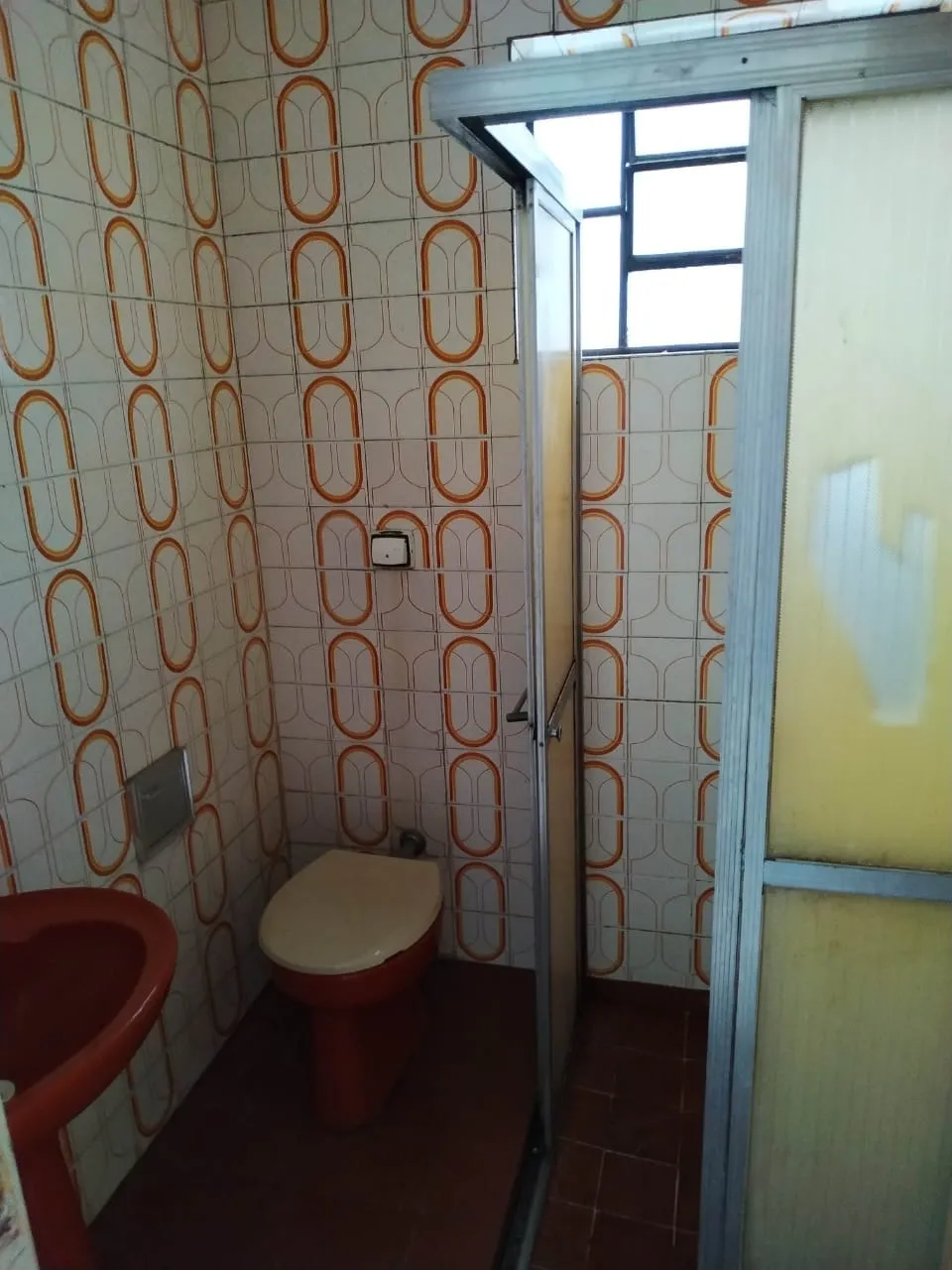 Imagem Casa à venda 2 Quartos, 1 Vaga, 147M², Centro, Pindamonhangaba - SP