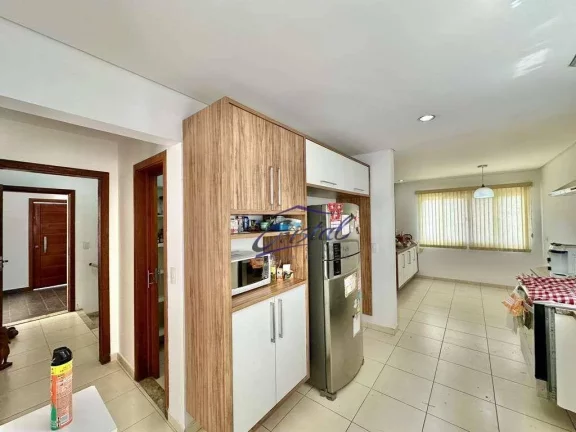Imagem Casa com 4 quartos (3 suítes) à venda, 401 m² - Condomínio Golf Village - Granja Viana - Carapicuíba/SP