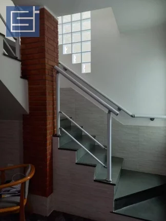 Imagem Sobrado com 3 dormitórios à venda, 170 m² por R$ 500.000 - Jardim Alzira Franco - Santo André/SP Estuda Permuta por imóvel em Socorro-SP