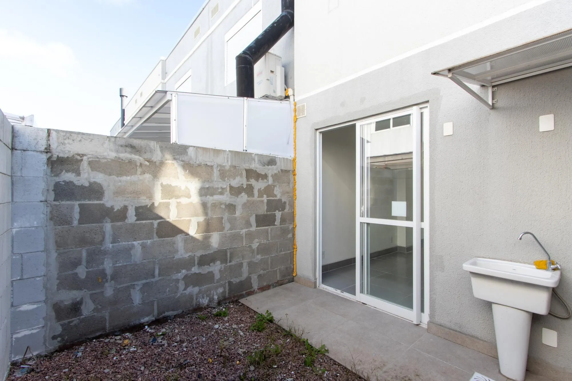 Imagem Casa de Condomínio com 2 dormitórios à venda, 88m² - Vila Nova
