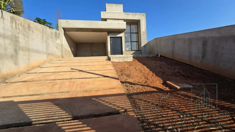 Imagem Casa 3 dormitórios, sendo 2 suítes, área gourmet e piscina em Mairiporã