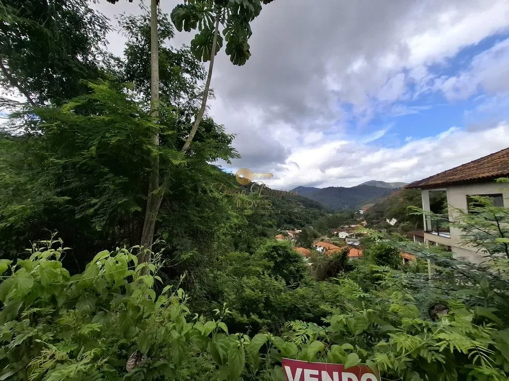 Imagem Terreno para Venda em Teresópolis / RJ no bairro Albuquerque