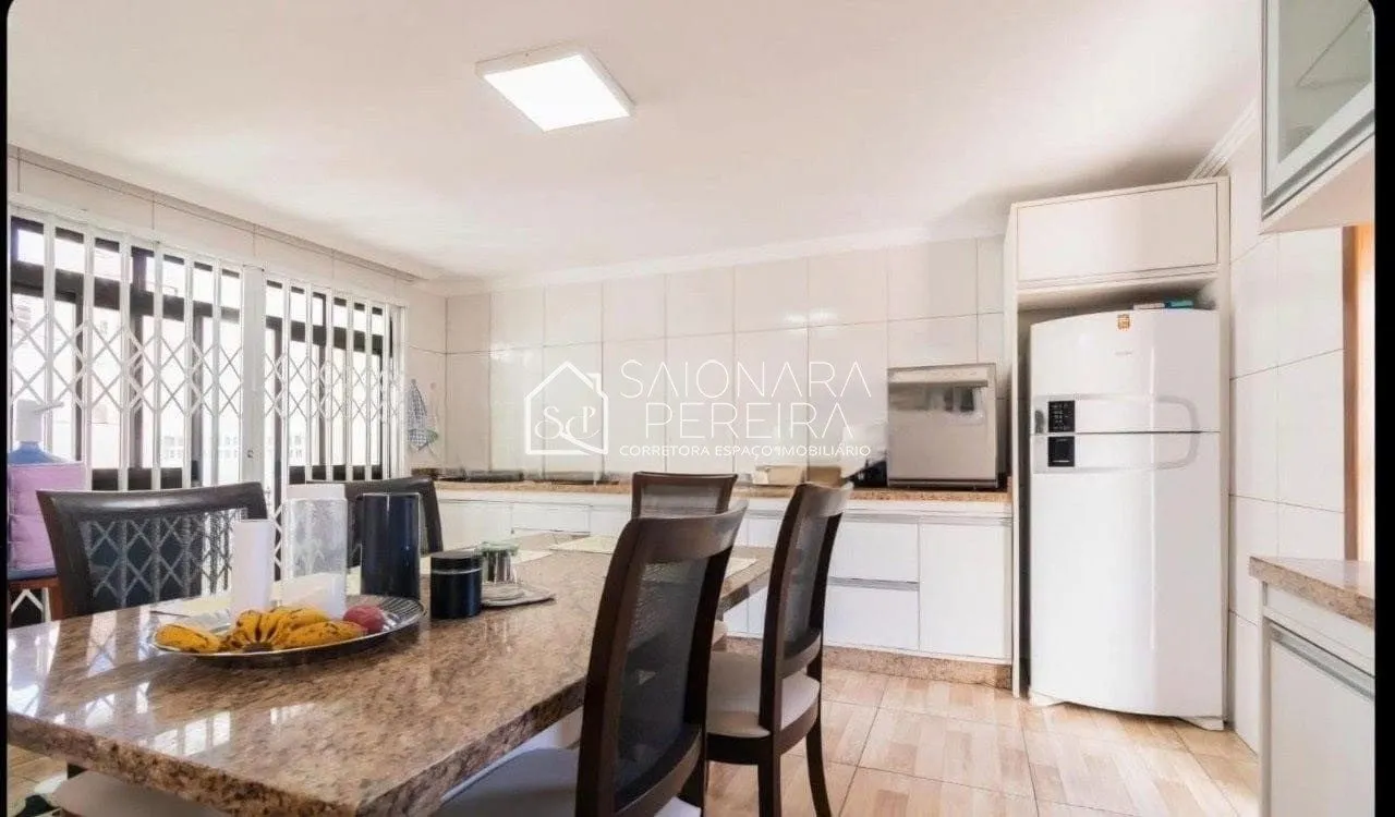 Foto do imóvel Casa à venda com 4 dormitórios em Barreiros, São José - 342m² em Rua do Iano, 231 - Barreiros, São José - SC