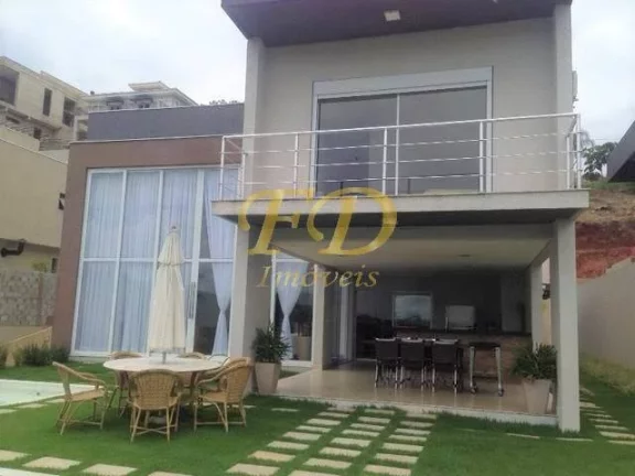 Imagem Casa em Condomínio de Alto Padrão