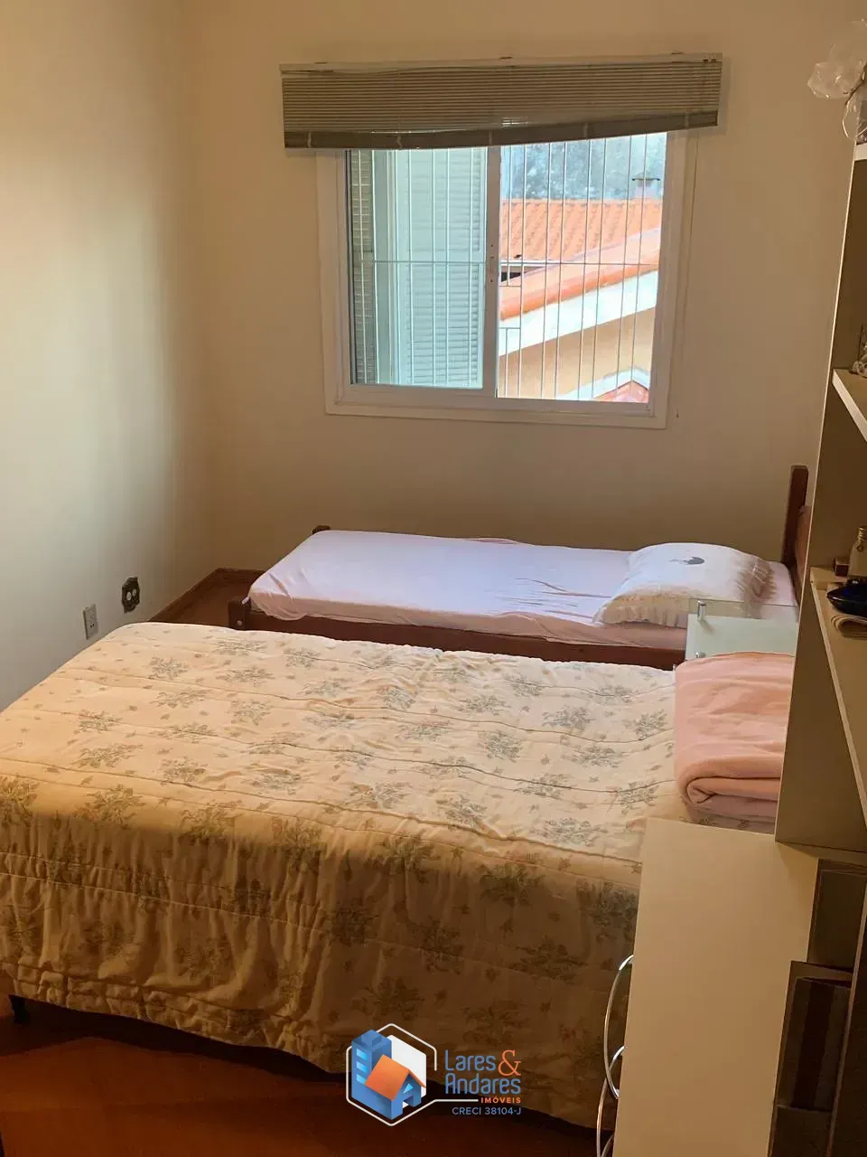 Imagem Sobrado para venda em Planalto Paulista com 3 quartos, sendo 2 suítes, 250m²