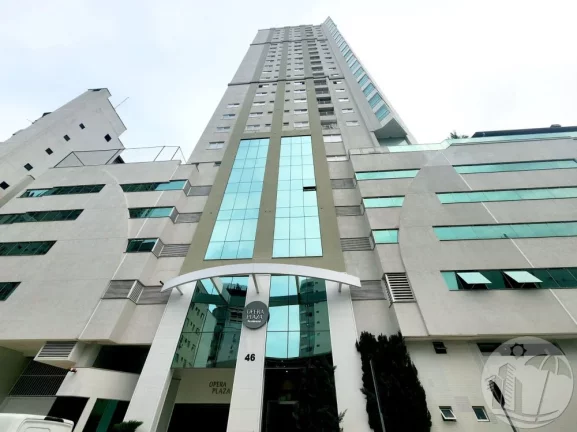 Foto do imóvel Apartamento Alto Padrão à Venda com 3 Suítes e 3 Vagas em BC em Rua 801