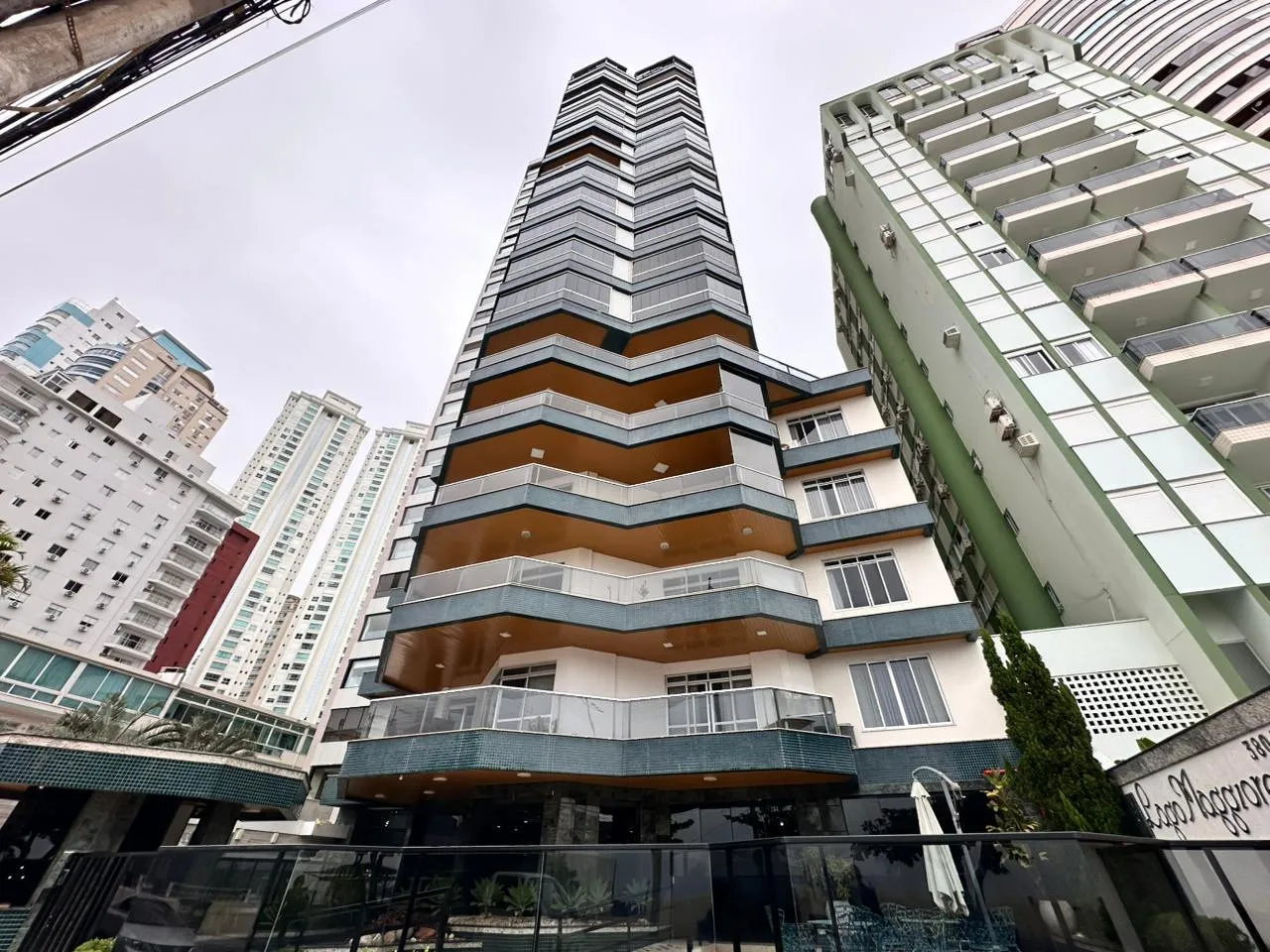 Foto do imóvel Apartamento com vista para o mar à venda com 1102m2 por R$ 2.590.000,00