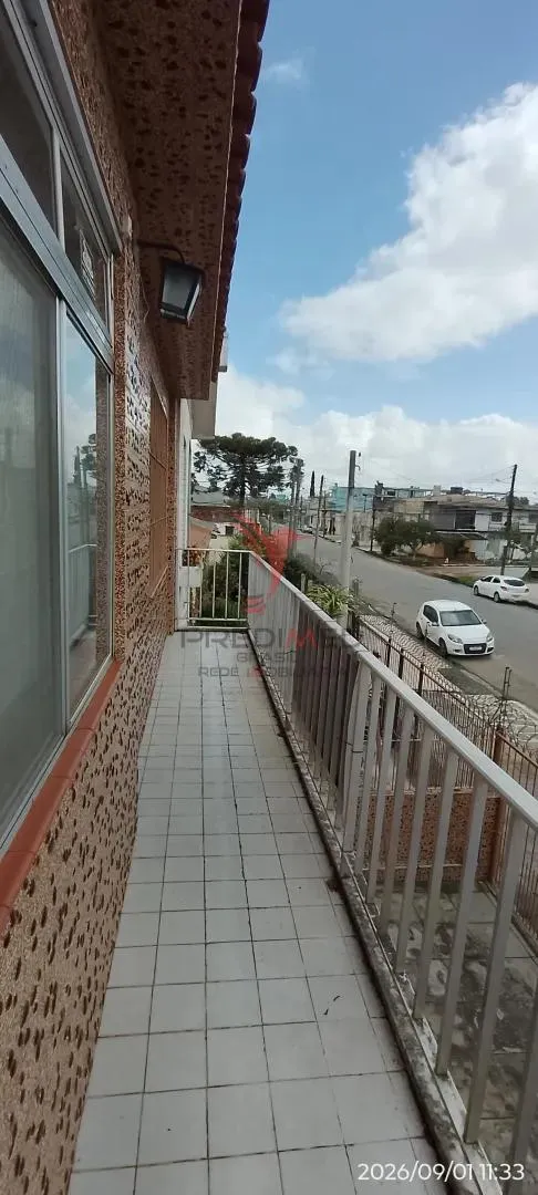 Imagem PRONTO PARA MORAR NO CENTRO: SOBRADO DE 3 DORMS, SUITE E 2 VAGAS