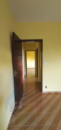 Imagem Casa de 2 dormitórios, 2 banheiros, 2 vagas, com 189m² em Taboão, São Bernardo do Campo