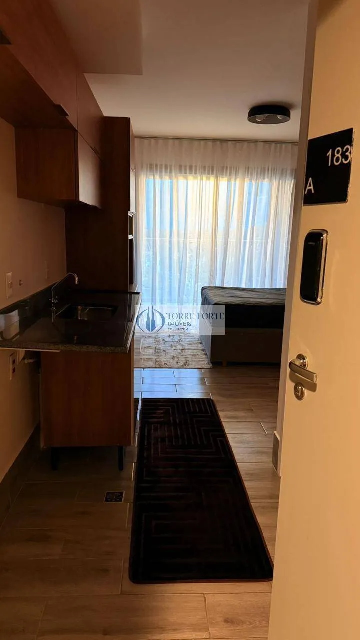Imagem Lindo apartamento com 26 m² mobiliado e bem localizado, 400 metros do metrô