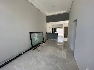 Imagem Oásis Residencial no Condomínio Horto Villagio: Casa Térrea com Piscina e Elegância Inigualável