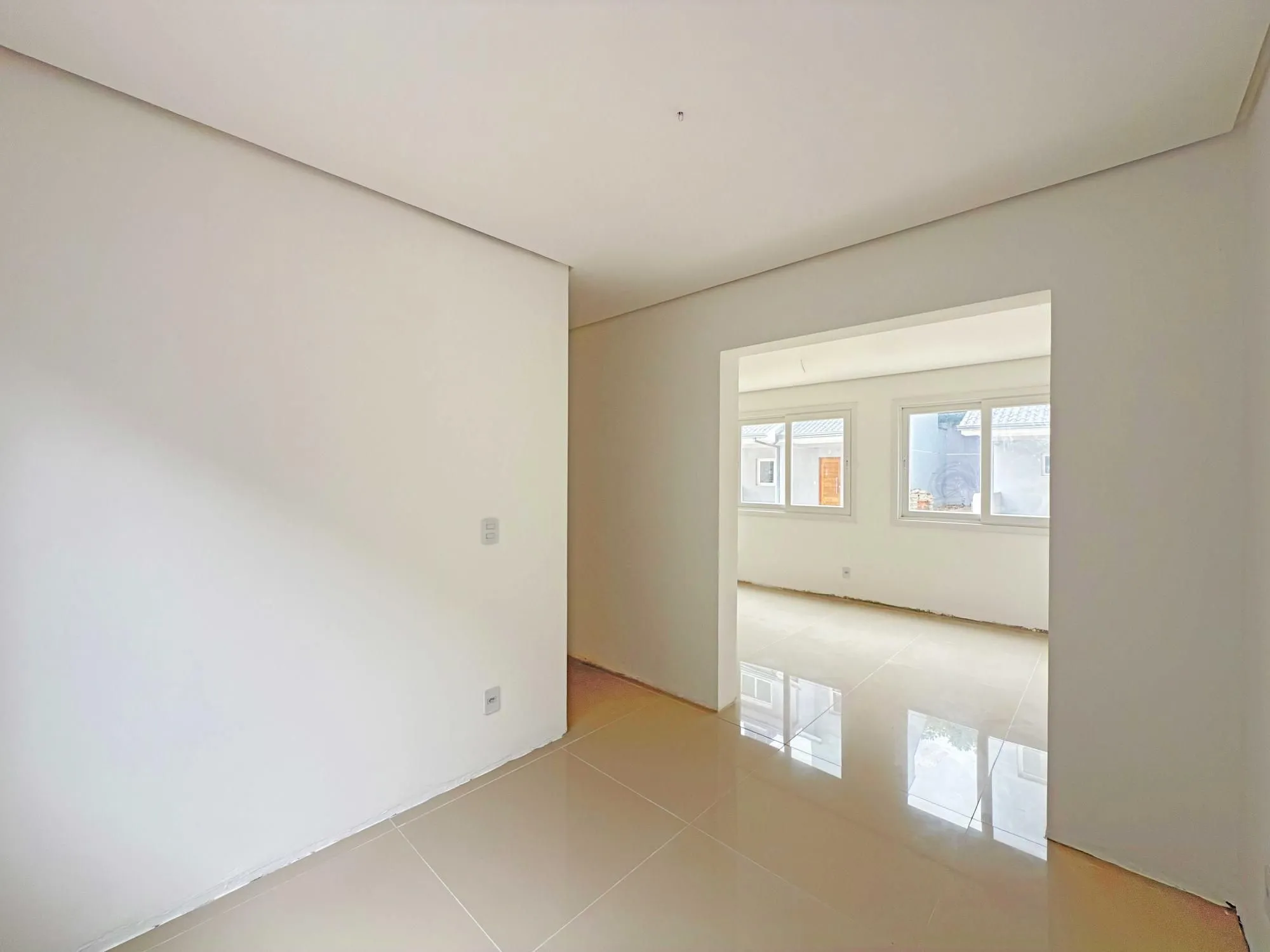 Imagem Vende-se casa em condomínio com 4 dormitórios (2 suítes), 3 vagas - Tristeza