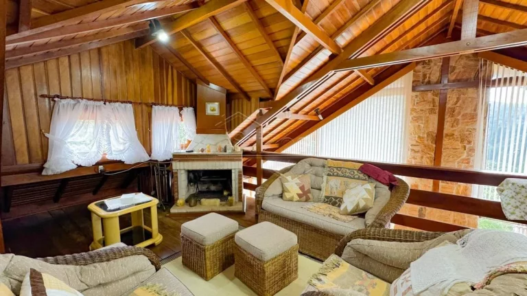 Imagem Casa de condomínio em Campos do Jordão