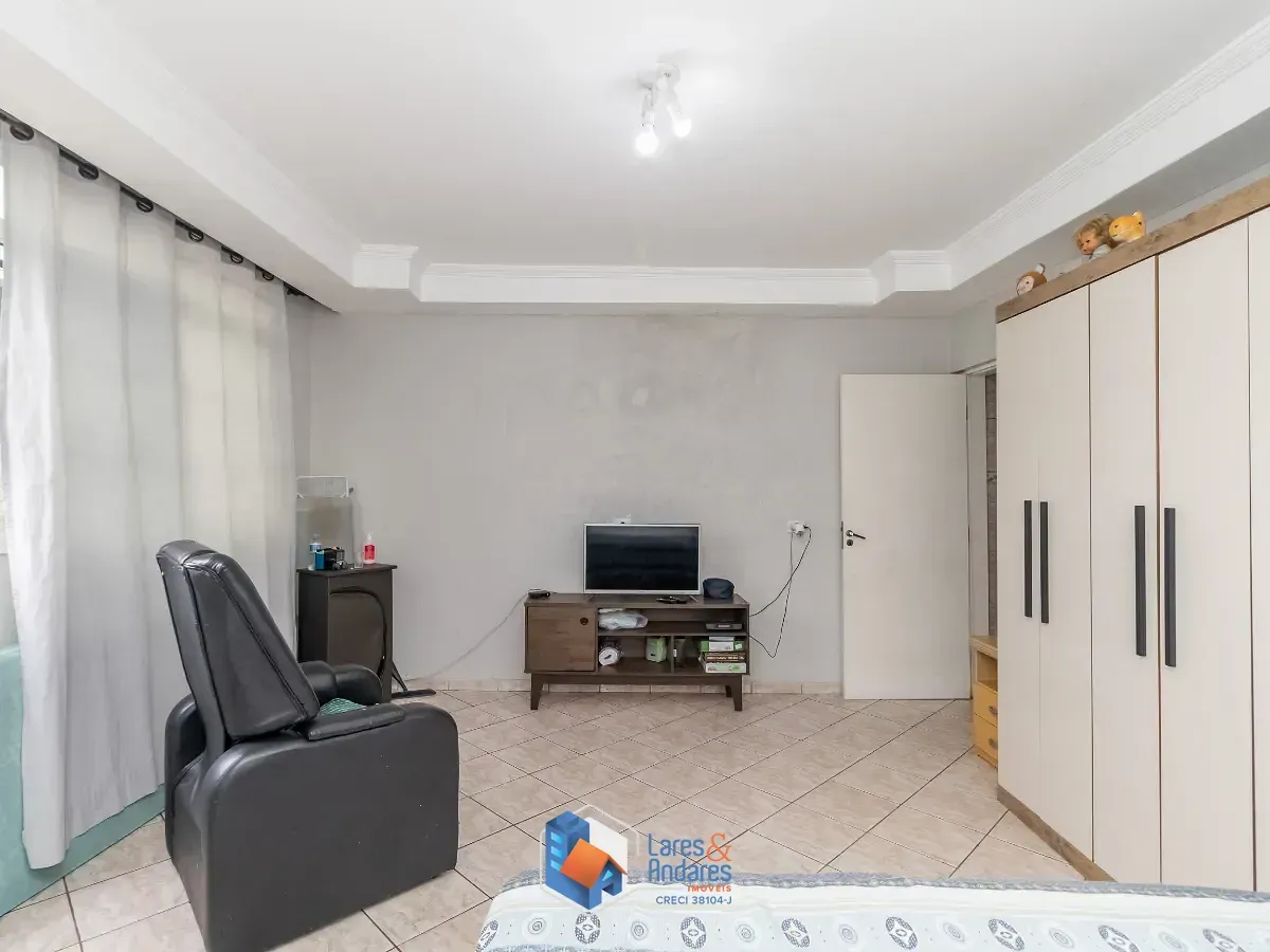 Imagem Casa para venda em Tremembé com 9 quartos, sendo 1 suíte, 161m²