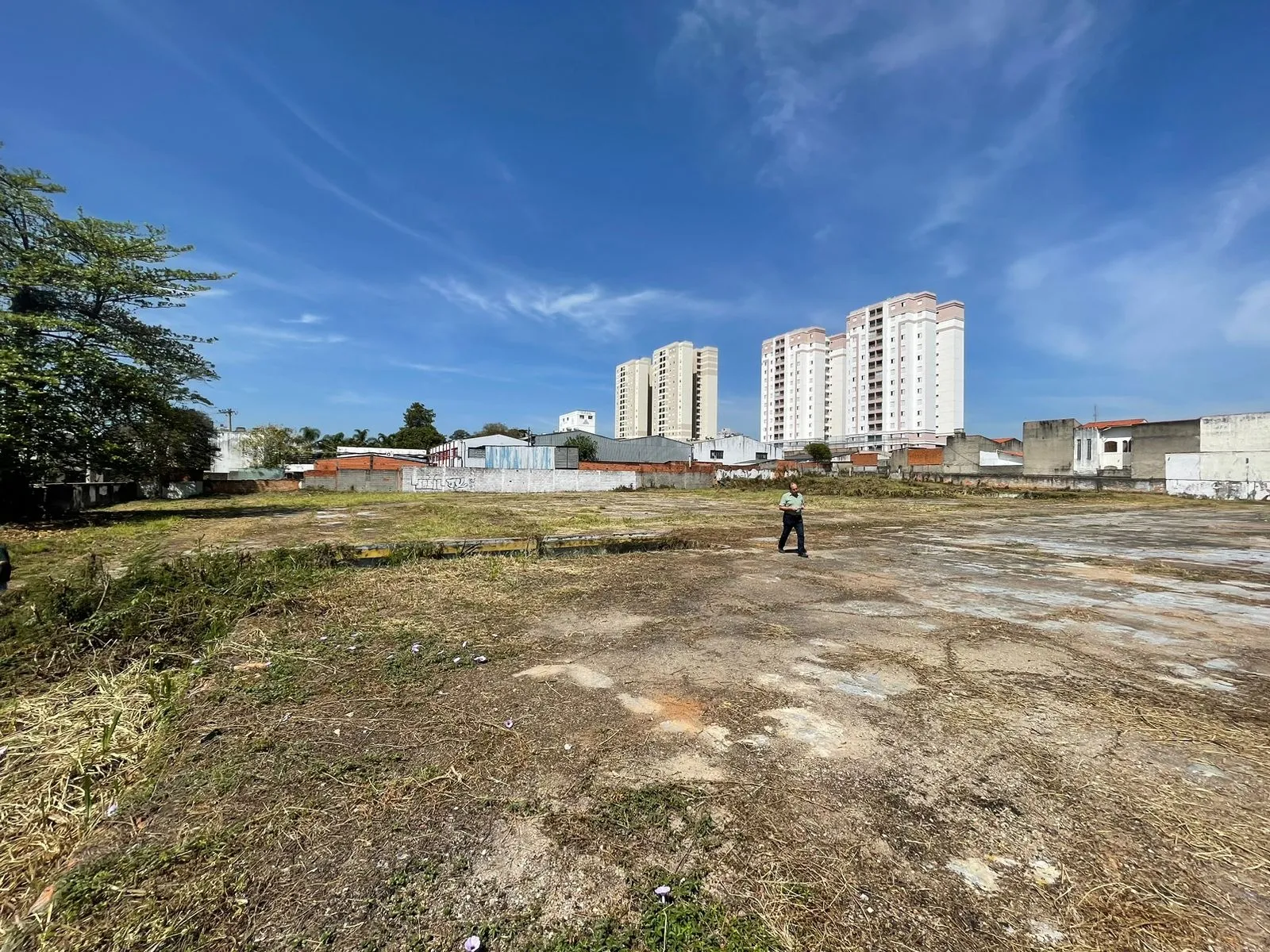 Foto do imóvel OPORTUNIDADE AREA DE 2.585M² NAS PROXIMIDADES DA AV. SÃO PAULO em ALÉM PONTE, SOROCABA - SP