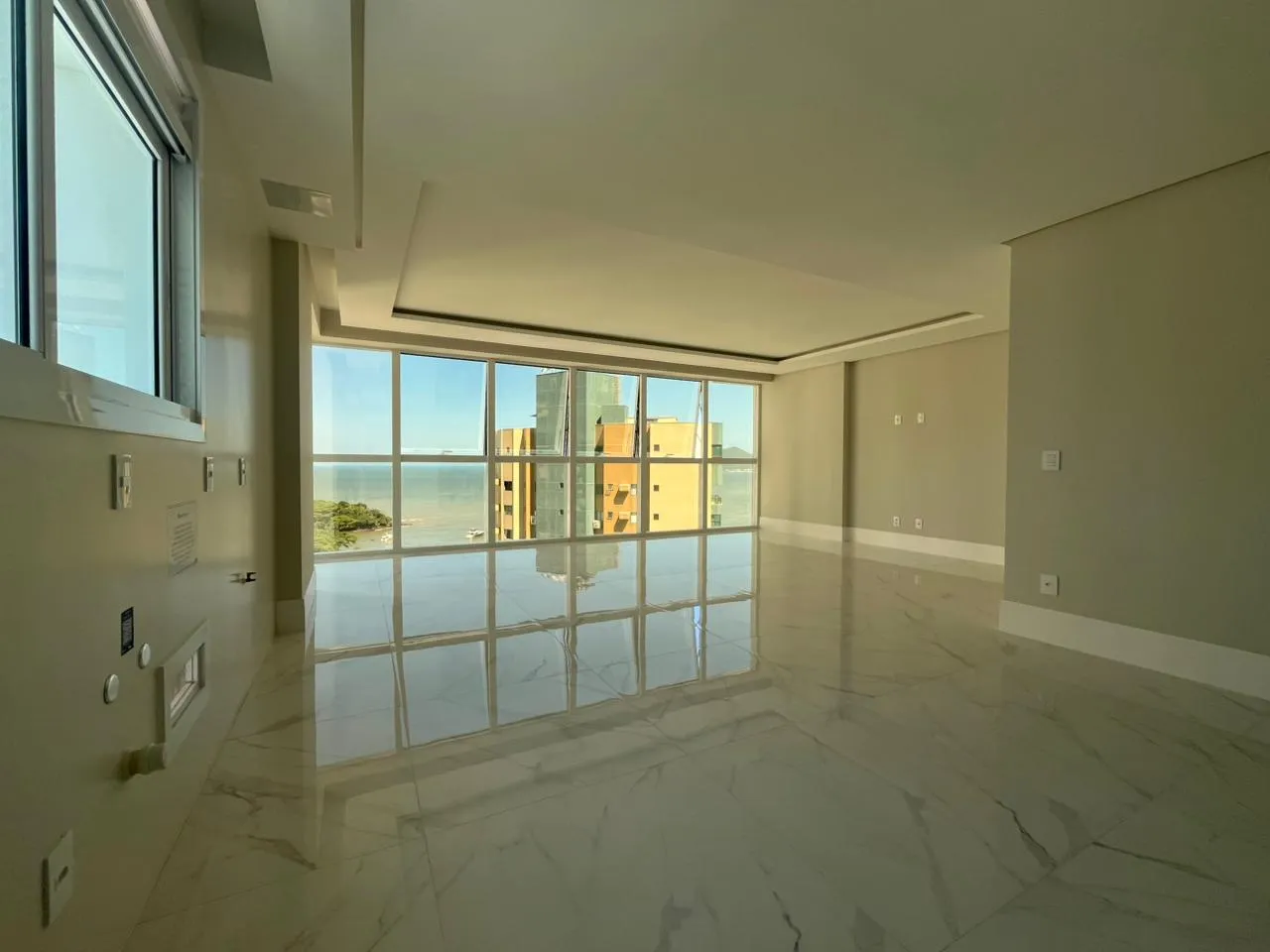 Imagem Apartamento com vista para o mar à venda com 151.28m2 por R$ 5.460.000,00