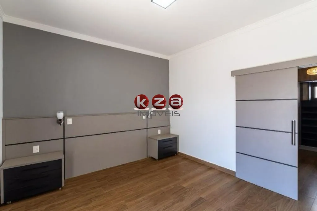 Imagem Casa de luxo à venda em condomínio exclusivo em Paulínia-SP: 4 quartos, 2 suítes, 2 salas, 5 banheiros, 4 vagas - 325m² de área.