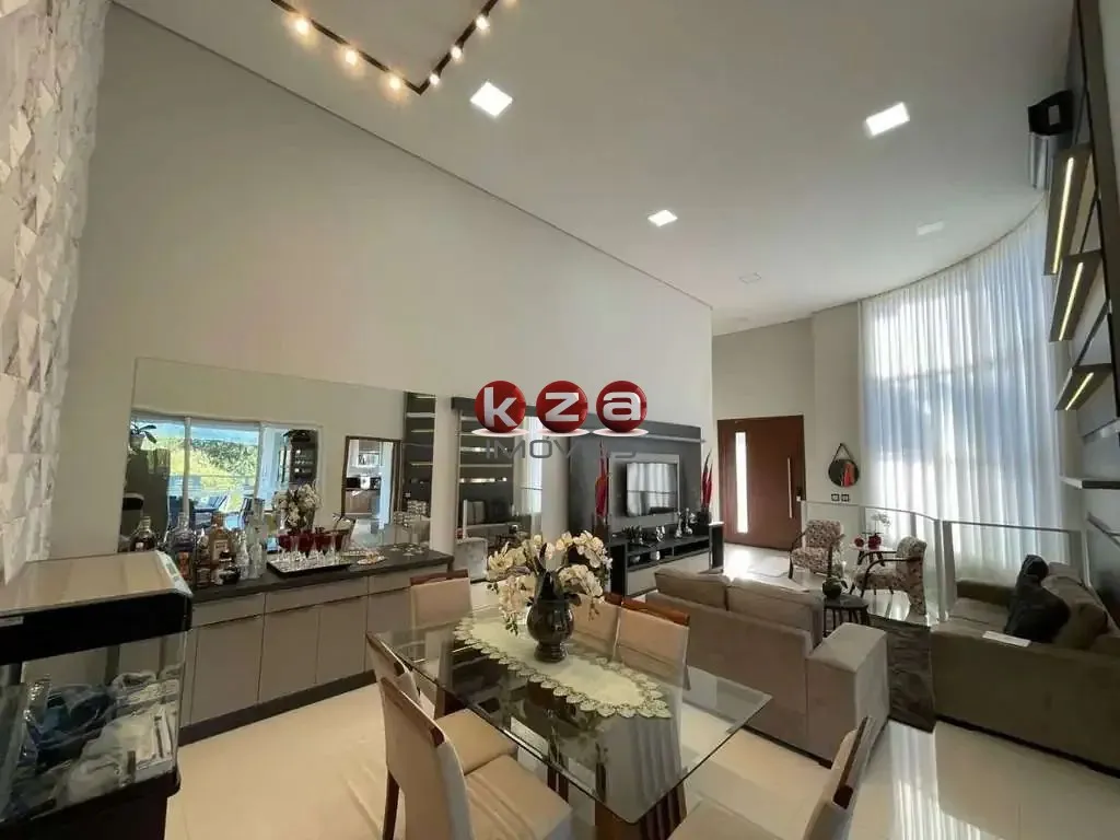 Imagem Casa de alto padrão a venda e locação, com 3 suites no Condomínio Residencial Villa Lombarda em Valinhos-SP