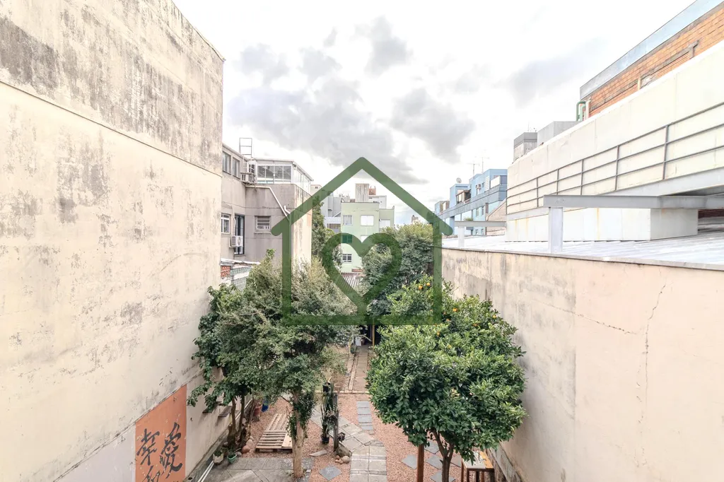 Imagem Oportunidade Única no Santana: Imóvel Multiuso, COMERCIAL ou RESIDENCIAL
Seja para morar, abrir su...