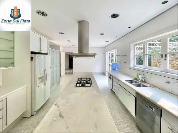 Imagem Casa Alto Padrão à Venda Na Granja Viana Com 6 Suítes e 10 Vagas