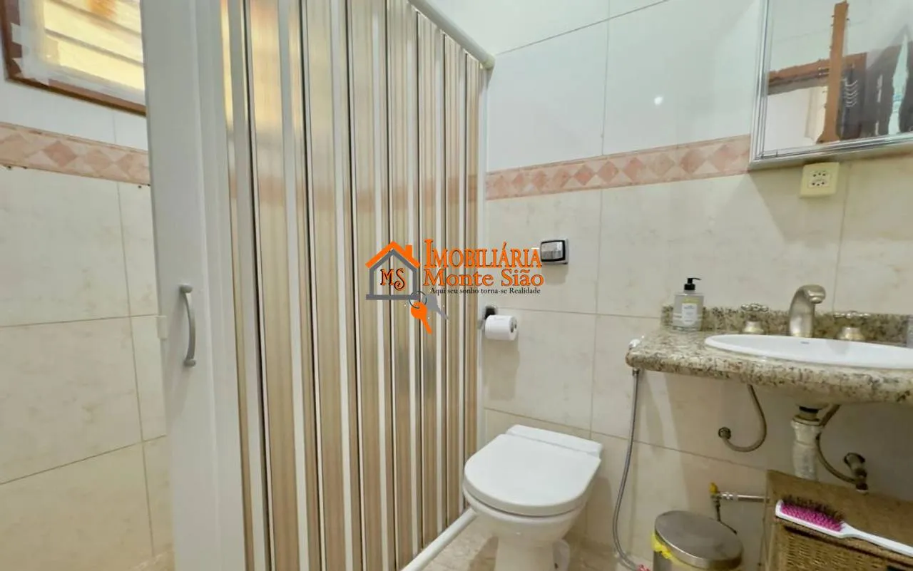 Imagem Sobrado com 4 dormitórios à venda, 167 m² por R$ 869.000,00 - Jardim Vila Galvão - Guarulhos/SP