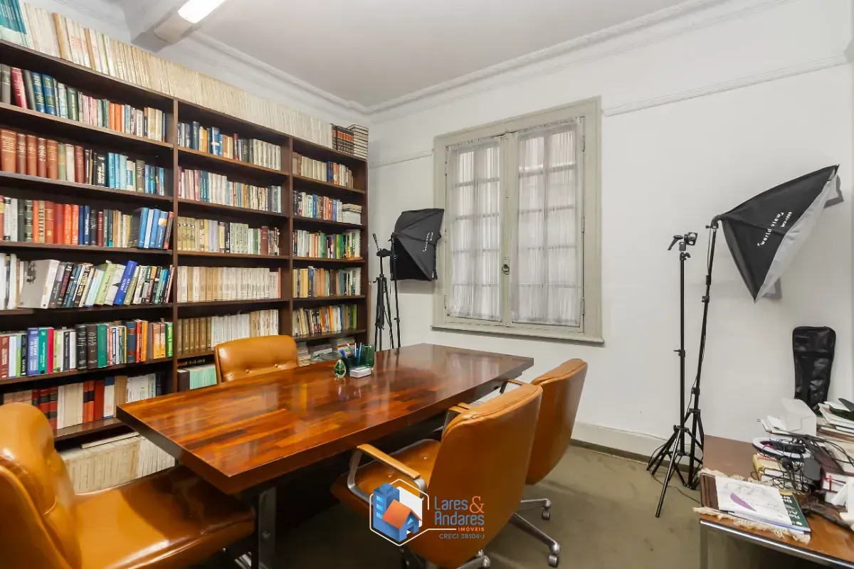 Imagem Conjunto comercial para venda em República, 200m²