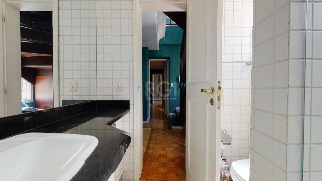 Imagem Casa para Venda - 130m², 3 dormitórios, sendo 1 suites, Cidade Baixa