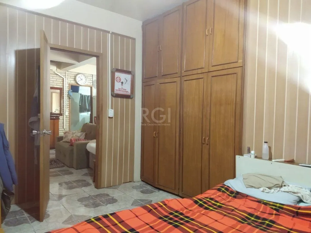 Imagem Casa para Venda - 322.4m², 2 dormitórios, 7 vagas - Cristal