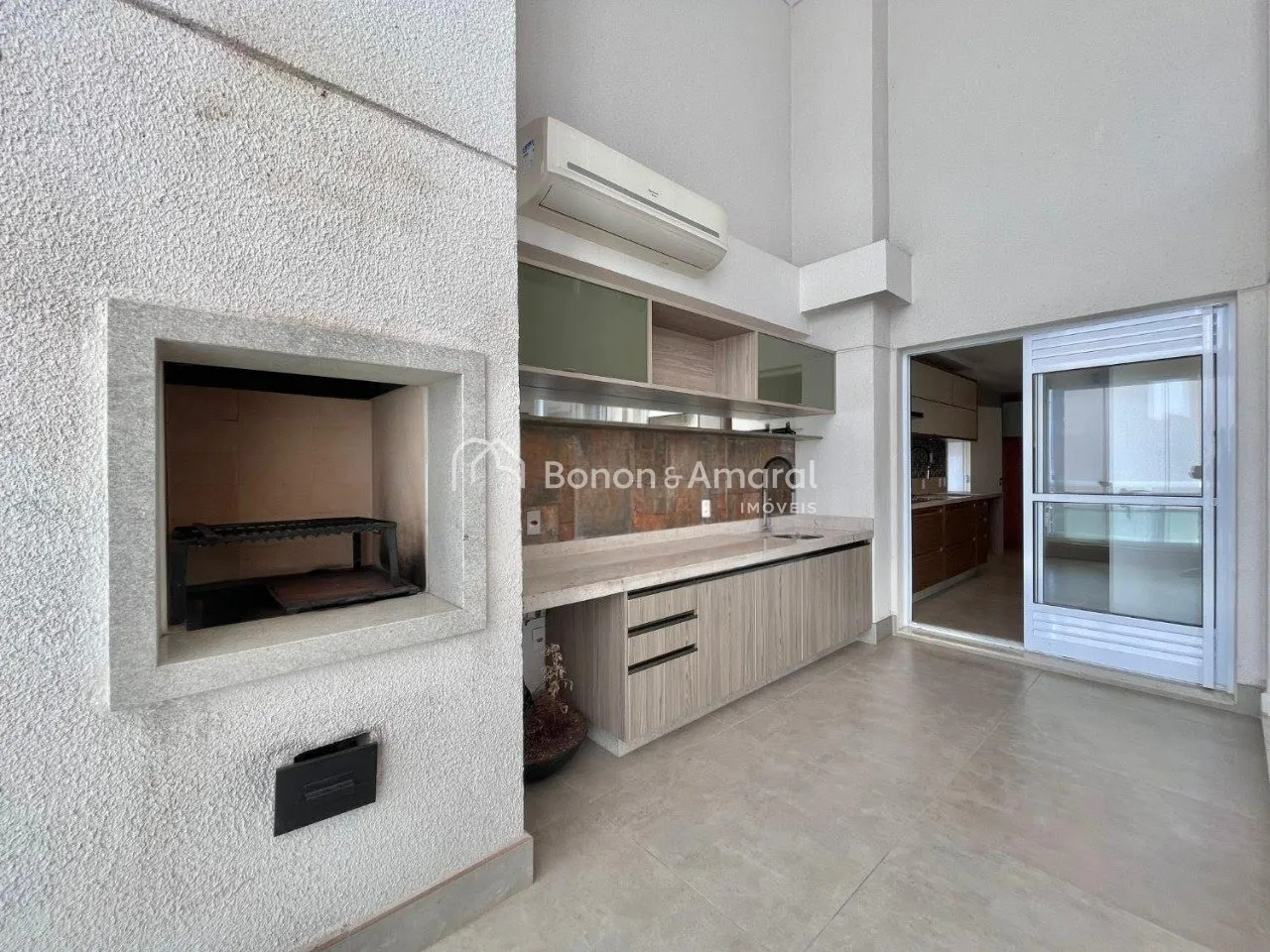 Imagem "Luxuoso Apartamento no Taquaral: Sofisticação, Conforto e Exclusividade"