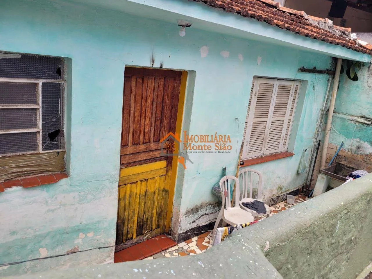 Imagem Casa com 8 dormitórios à venda por R$ 538.000,00 - Jardim Vila Galvão - Guarulhos/SP