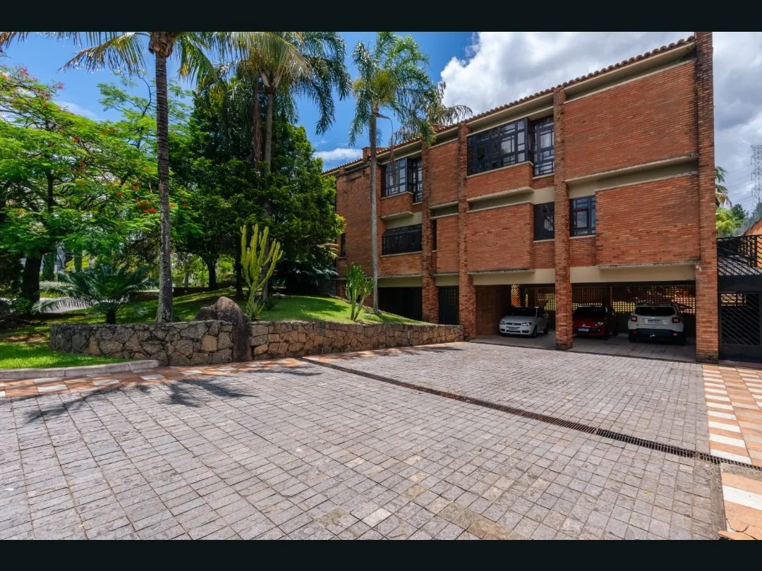 Imagem CASA RESIDENCIAL em Santana do Parnaíba - SP, Alphaville