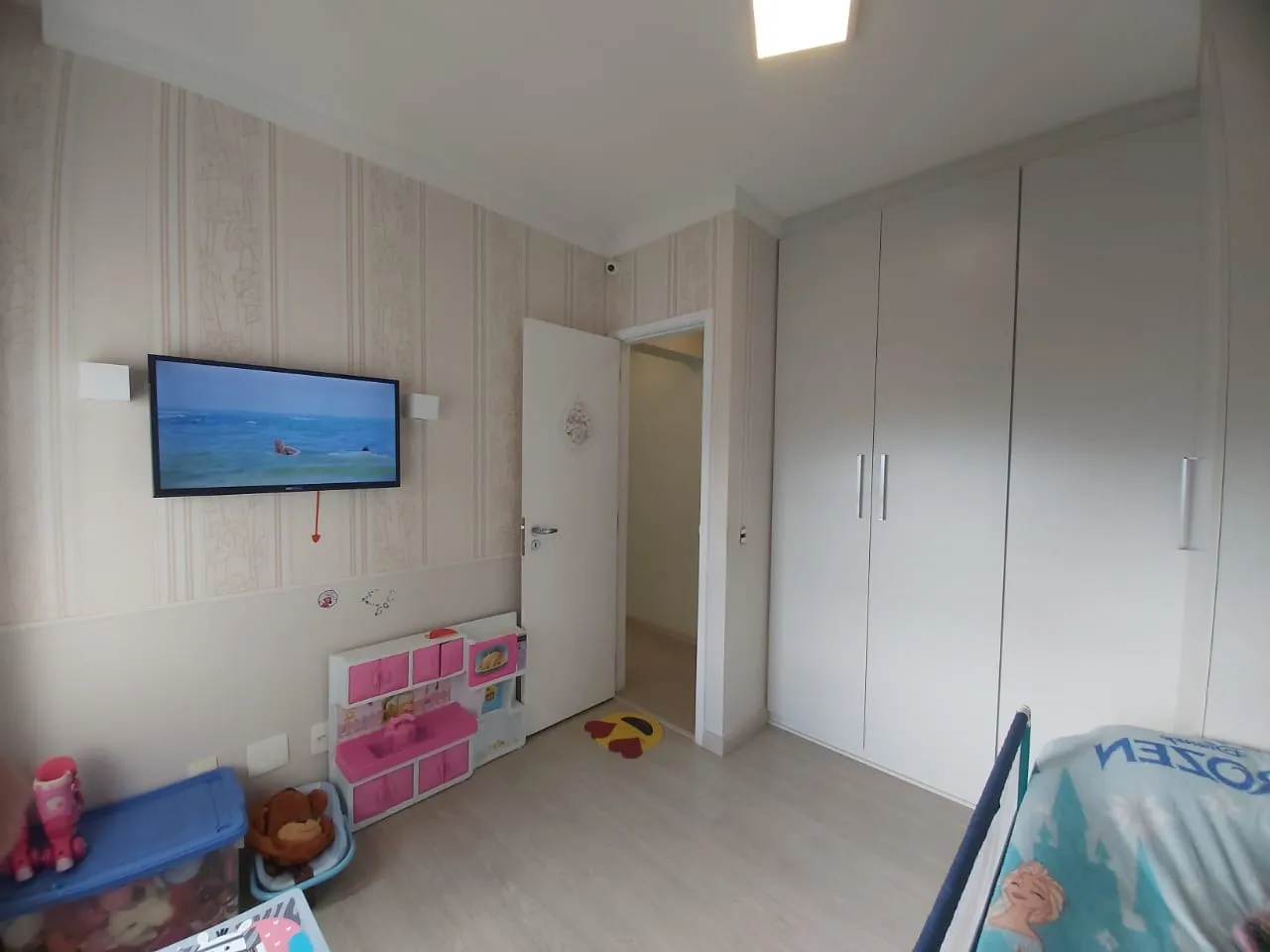 Imagem "Luxuoso Apartamento no Edifício More em Alphaville - 156m² de Conforto e Segurança"