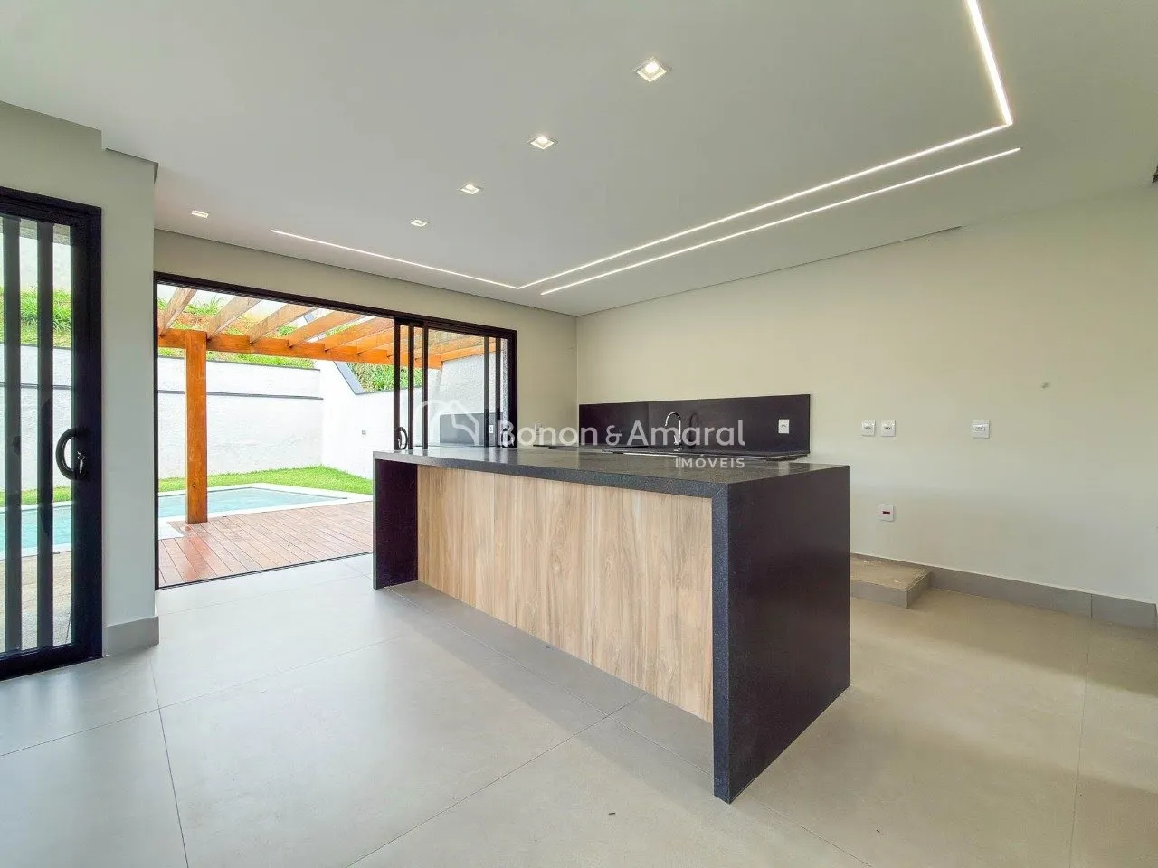 Imagem Casa Moderna com Piscina no Condomínio Bella Campinas - Exclusividade e Conforto em Localização Estratégica