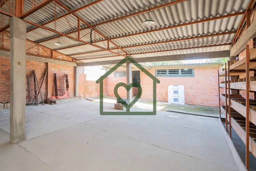 Imagem Prédio com sede administrativa e amplo depósito, em ótima localização e construção sólida. E...