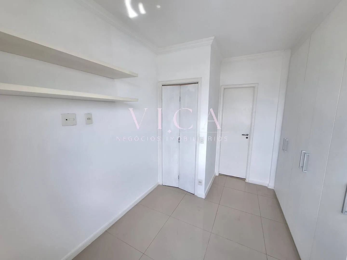 Imagem Apartamento com 2 suítes para aluguel, 86m² por R$ 5.280,00 - Alphaville.