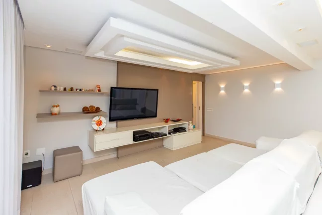 Imagem Apartamento à venda em São Paulo, Moema, com 3 quartos, 210m2